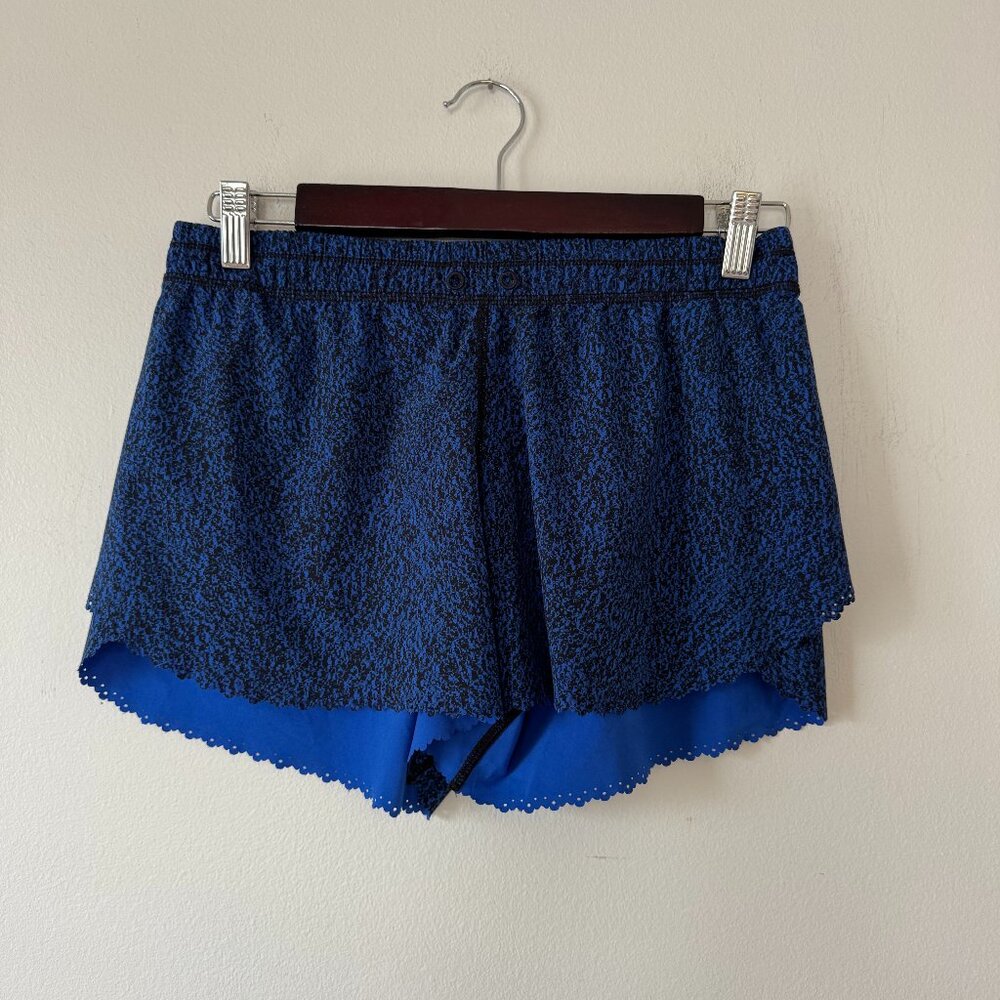 Lululemon Hit It Short (3 1/2") Circuit Cerulean Blue Black